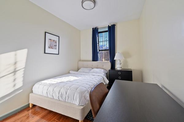 Photo of "#870-B: Full Bedroom B" home