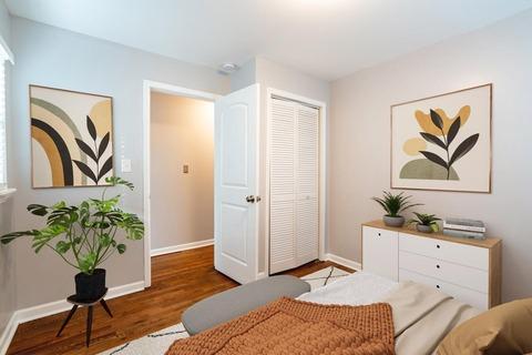 Photo of "#ea4: Brilliant Hunter Hills home by Clark Atlanta University (Has a House)" home