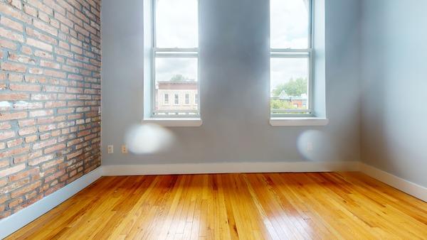 Photo of "#1891-C: Queen Bedroom C" home