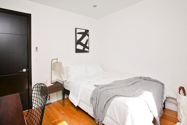 Photo of "#1863-C: Full  Bedroom D" home