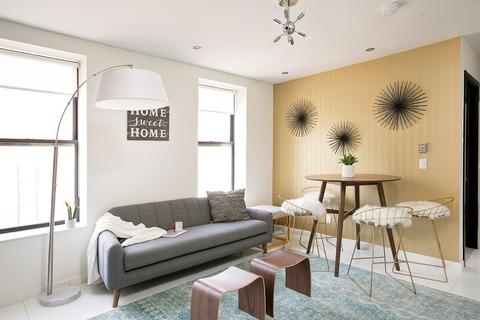 Photo of "#1870-B: Full Bedroom B" home