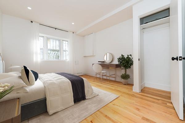 Photo of "#1792-C: Queen Room C" home