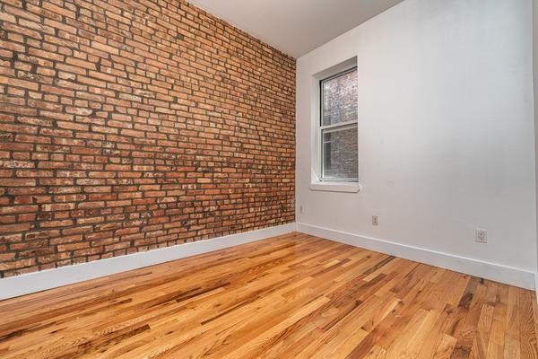 Photo of "#1892-B: Queen Bedroom B" home