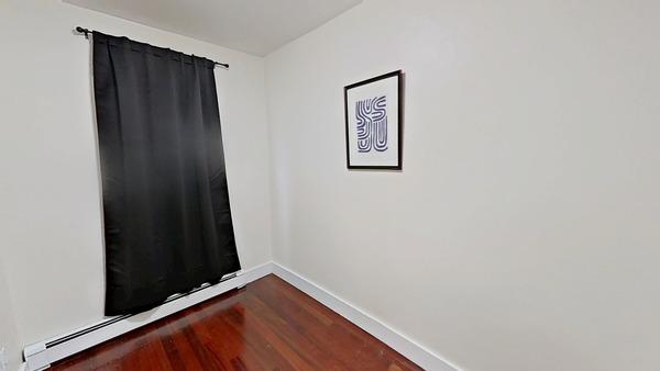 Photo of "#1732-E: Full Bedroom E" home