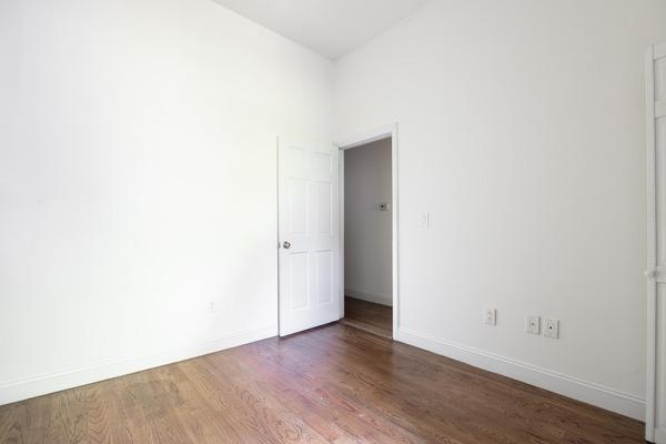 Photo of "#1597-C: Full Bedroom C" home