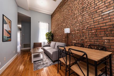 Photo of "#1891-C: Queen Bedroom C" home