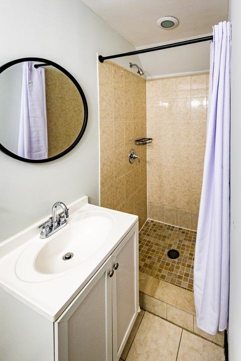 Photo of "#1767-B: Queen Room B w/Private Bathroom" home