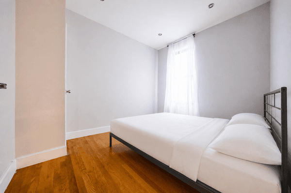 Photo of "#1831-B: Full Bedroom B" home