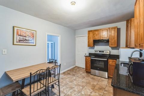 Photo of "#1806-E: Queen Bedroom E" home