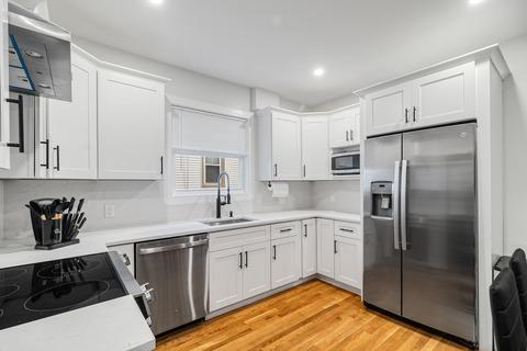 Photo of "#1901-D: Queen Bedroom D" home