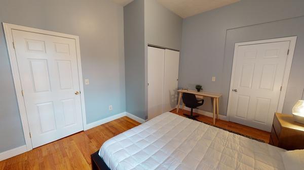 Photo of "#534-A: Queen Bedroom A" home