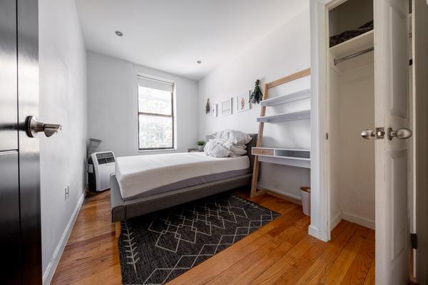 Photo of "#1869-C: Full Bedroom C" home