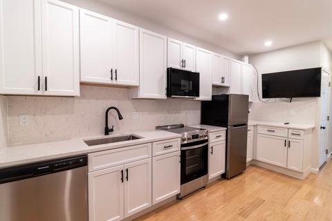 Photo of "#1755-B: Queen Room B" home