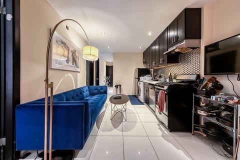Photo of "#1864-A: Full Bedroom A" home