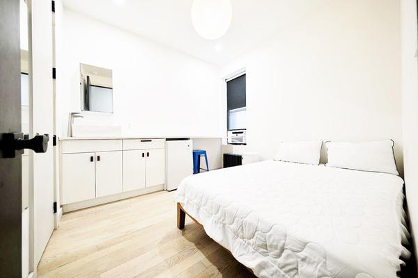 Photo of "#1881-A: Queen Bedroom A w/ Private Bathroom" home