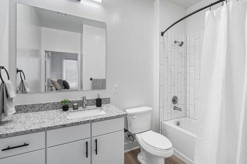Photo of "#eb6: Sophisticated Coliving in Luxurious River Oaks, Vibrant Montrose Neighborhood (Has an Apartment)" home
