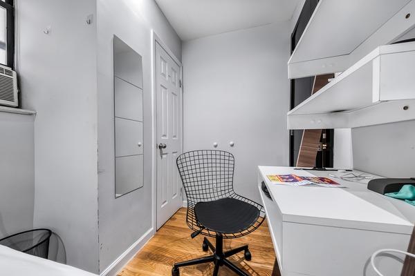 Photo of "#1868-B: Full Bedroom B" home