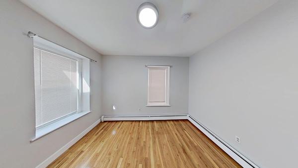 Photo of "#1886-B: Queen Bedroom B" home