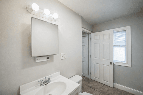 Photo of "#1810-D: Queen Bedroom D" home