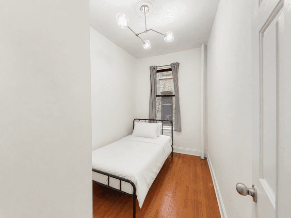 Photo of "#760-C: Full Bedroom С" home
