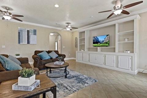 Photo of "#76a: Glen Vista Drive BEDROOM 1B - 685073 (Has a Room)" home