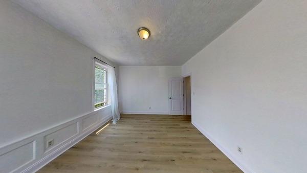 Photo of "#1876-B: Queen Bedroom B" home