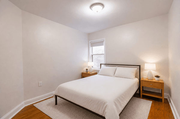 Photo of "#1875-B: Queen Bedroom B" home