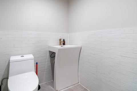 Photo of "#1530-B: Full Bedroom B w/Private Bathroom" home