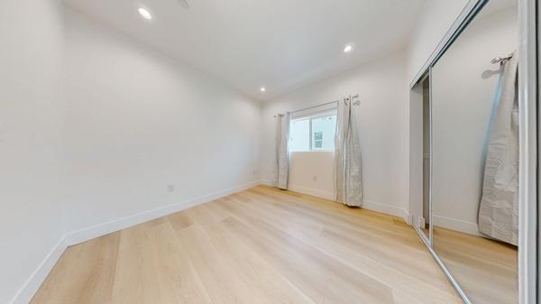 Photo of "#1856-D: Queen Bedroom D" home