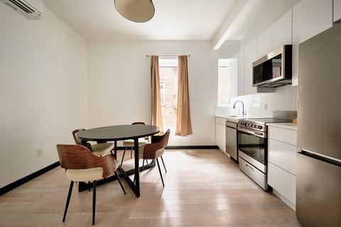 Photo of "#1895-B: Twin Bedroom B w/ Private Bathroom" home