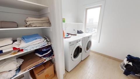 Photo of "#7fc: Luxurious Northern Liberties apartment steps from Market-Frankford Line (Has a House)" home