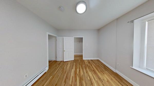 Photo of "#1886-B: Queen Bedroom B" home