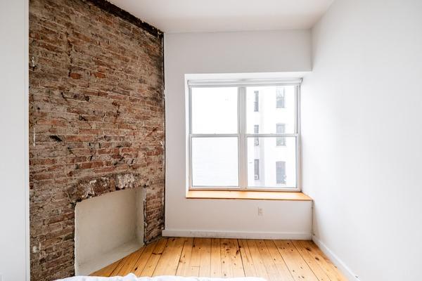 Photo of "#1843-E: Queen Bedroom E" home