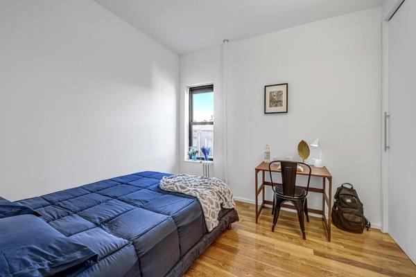 Photo of "#1921-B: Queen Bedroom B" home