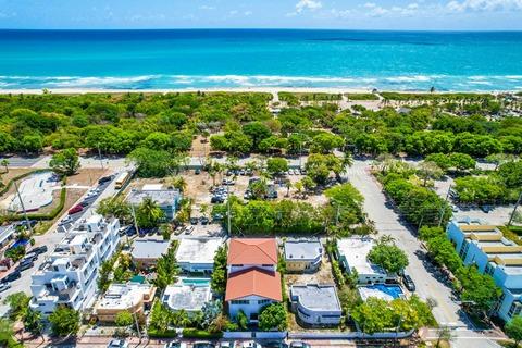 Photo of "#c88: Huge House Half a Block from New Park & Beach (Has a House)" home