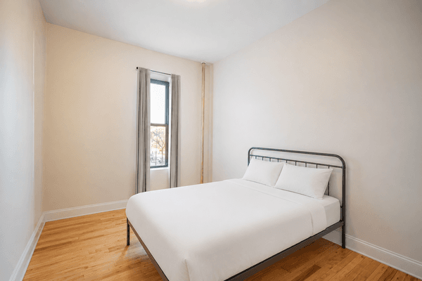 Photo of "#1653-C: Full Bedroom C" home