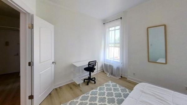 Photo of "#1876-A: Queen Bedroom A" home