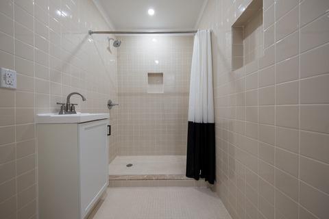 Photo of "#1898-B: Queen Bedroom B" home