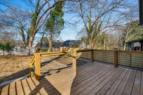 Photo of "#4da: 2022-built West End home 2 blocks from Atlanta Beltline (Has a House)" home