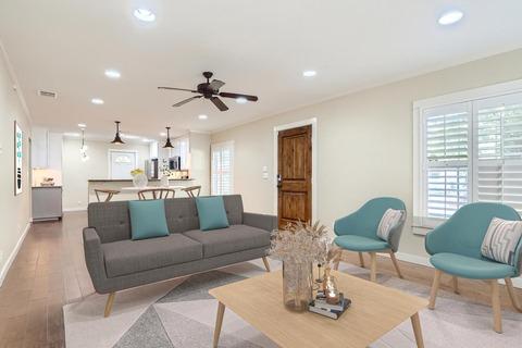 Photo of "#58e: Charming Alamo Heights home with swimming pool (Has a House)" home