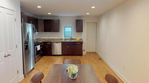 Photo of "#292: Delightful Point Breeze duplex with city views (Has a House)" home