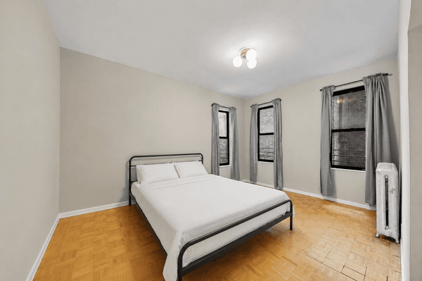 Photo of "#599-B: Queen Bedroom B" home