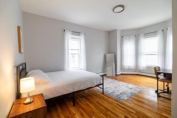 Photo of "#1886-A: Queen Bedroom A" home