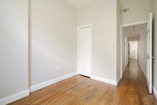 Photo of "#964-B: Full Bedroom B" home