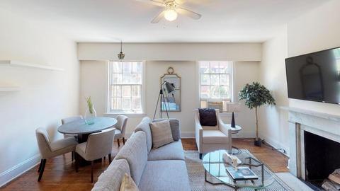 Photo of "#80d: Lovely Center City home by Rittenhouse Square (Has a House)" home