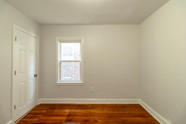 Photo of "#1875-C: Queen Bedroom C" home