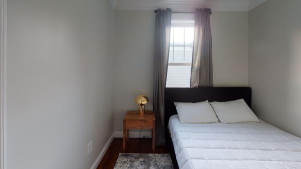 Photo of "#571-E: Queen Bedroom E" home