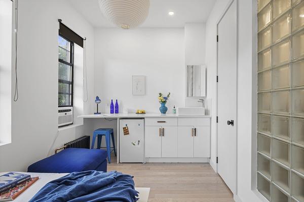 Photo of "#1878-B: Queen Bedroom B w/ Private Bathroom" home