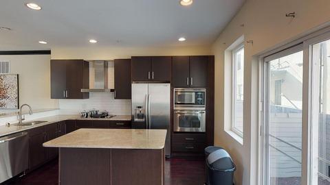 Photo of "#46b: Gorgeous Northern Liberties home with rooftop deck (Has a House)" home