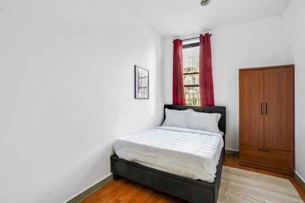 Photo of "#867-B: Full Bedroom B" home